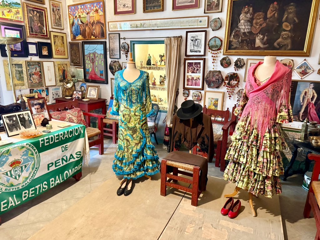 The Duchess of Alba's flamenco stage and costumes